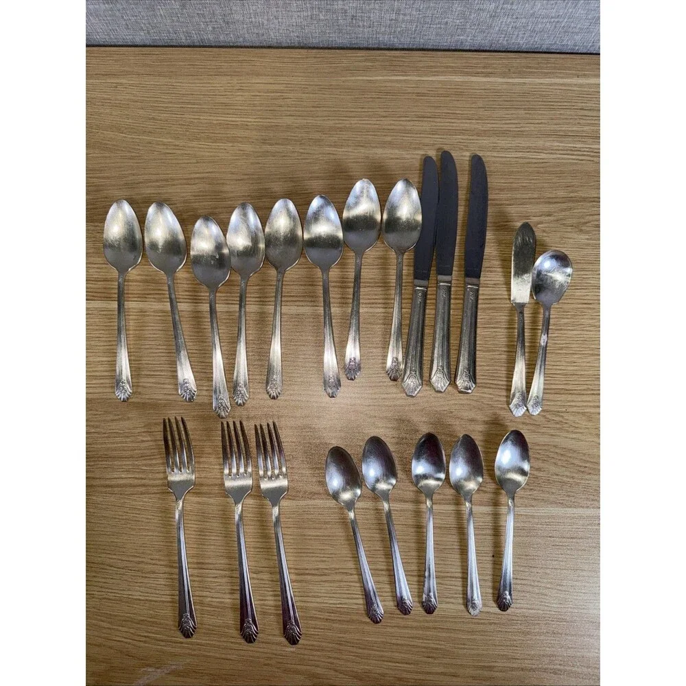 Vintage Wm Rogers Imperial Flatware Lot 21 Pieces 1939 Silverplate Matching Set